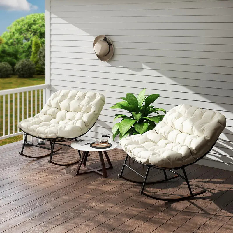 Outdoor Lounge Chairs